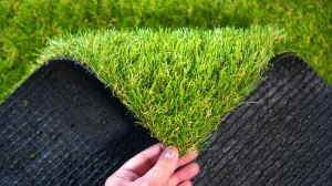 Turf Talk: Understanding the Benefits of Artificial Lawn Surfaces